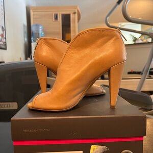 Vince Camuto Tan Open-Toe Heels